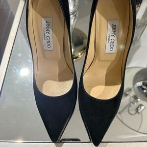 Jimmy choo pumps- Black suede
